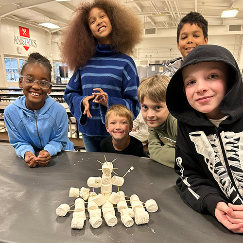 qz-120_working-together afterschool program at belvedere elementary