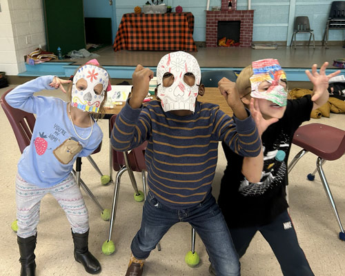 qz-122_halloween-web afterschool program at oakwood-windsor elementary