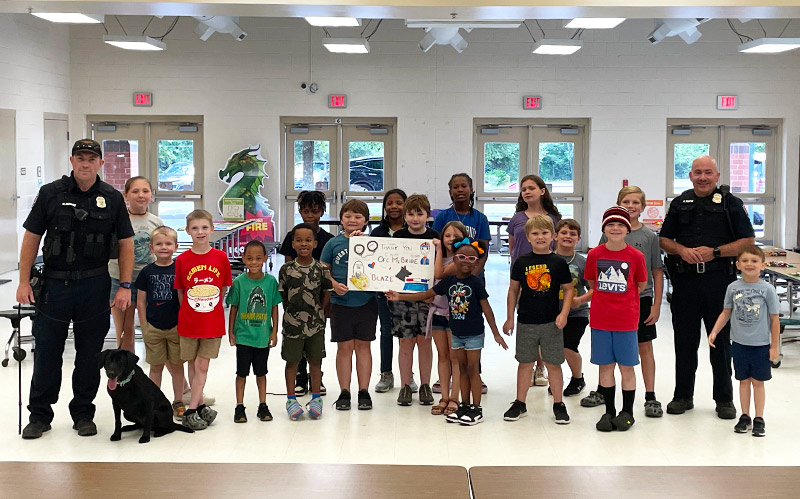 qz-223_community-helpers-2